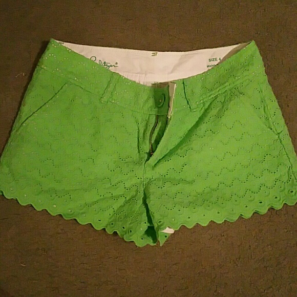 Lilly shorts size 4 walsh