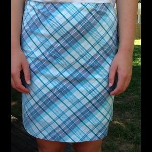 Mid-length skirt
