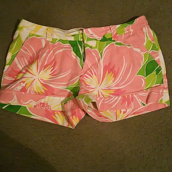 Palm Beach fit Lilly pulitzer walsh shorts size 4