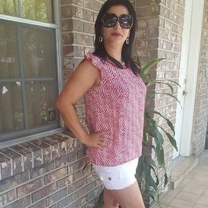 Meet your Posher, Odalis