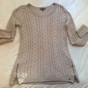 American Eagle knit sweater