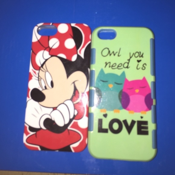 2 iPhone 5s cases