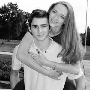 Meet your Posher, Annie