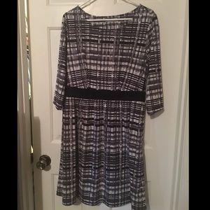 3/4 sleeve plaid dress