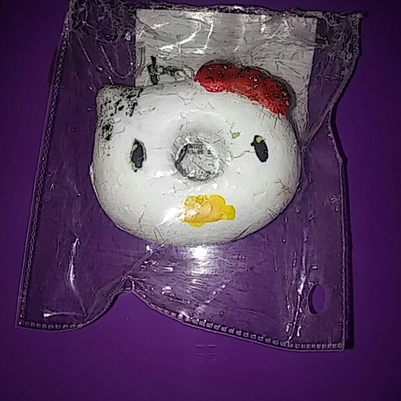 Decoed hk donut