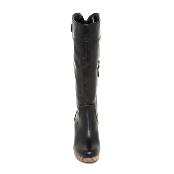 SOLD Heathrow Wedge Boot - Picture 3 of 3