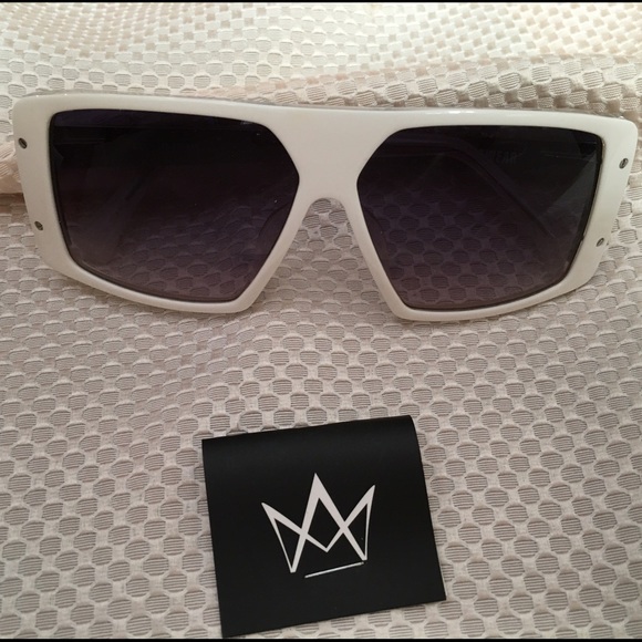 Am Eyewear Rick Sunglasses in White