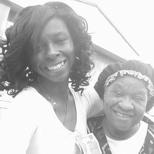 Meet your Posher, Christina