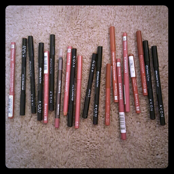 Lip liner bundle