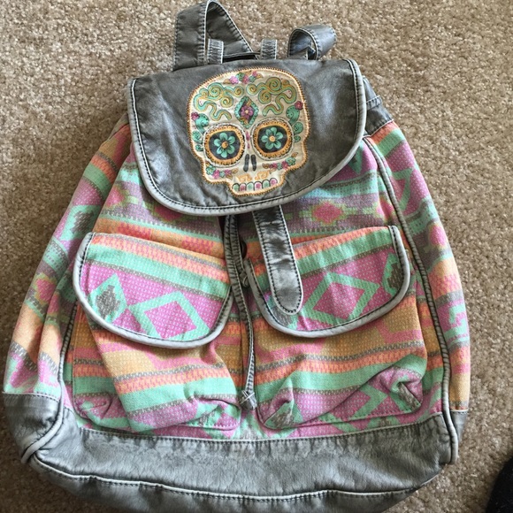 Mini scrunch backpack