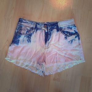 Bullhead acid wash shorts