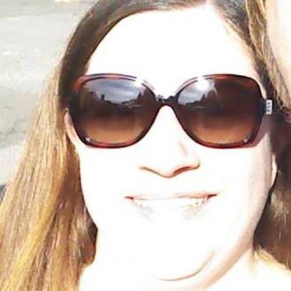 Meet your Posher, Marcie - Picture 1 of 1