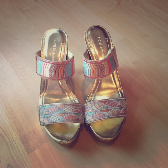 BCBGeneration tribal wedges