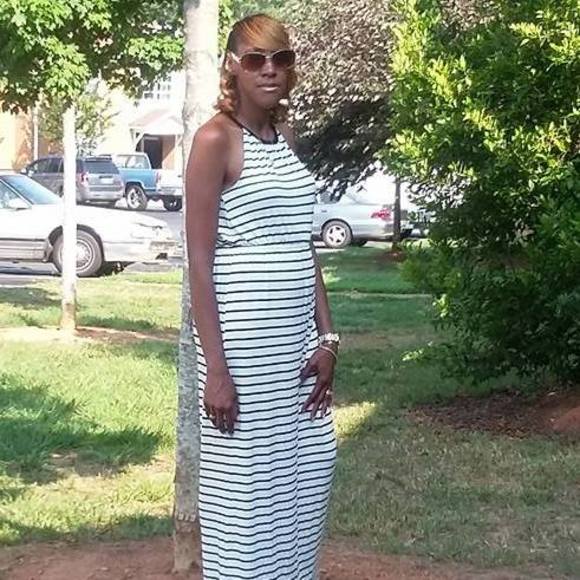 Meet your Posher, Adrienne - Picture 1 of 1