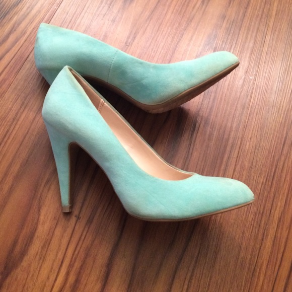 Anne Michelle Mint Suede Heels - Picture 4 of 4