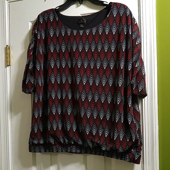 Tops - Cute Worthington Top *** EUC***
