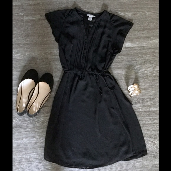 Black versatile dress from H&M.