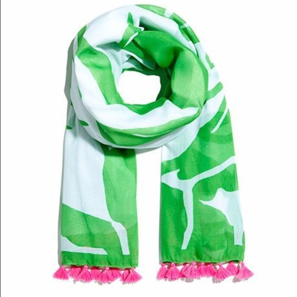 NWOT Lilly Pulitzer for Target scarf with tassels