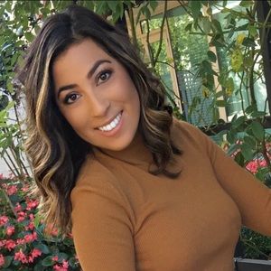 Meet your Posher, Gabby