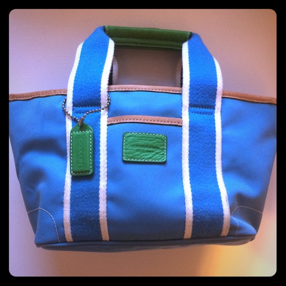 LIKE NEW! Coach Mini Hampton Weekend Tote Handbag - Picture 1 of 4