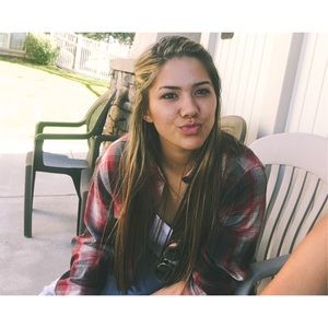 Meet your Posher, Vanessa