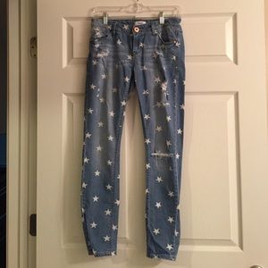 Stars torn jeans