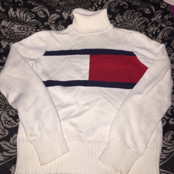 tommy turtleneck
