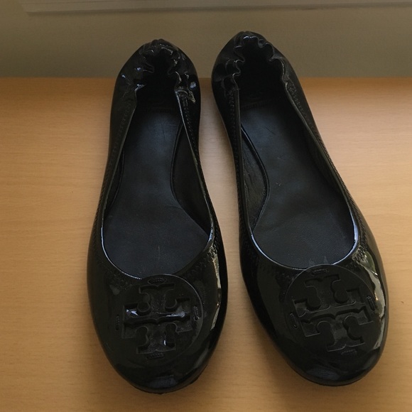 NEVER WORN Tory burch size 11 black ballet flats