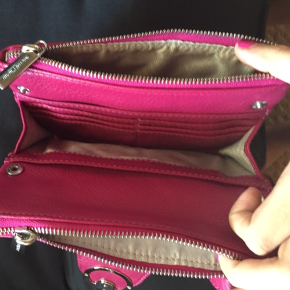 Michael Kors wallet/purse - Picture 4 of 4