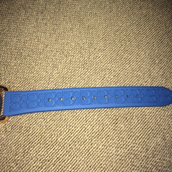 Coach watch - Picture 4 of 4