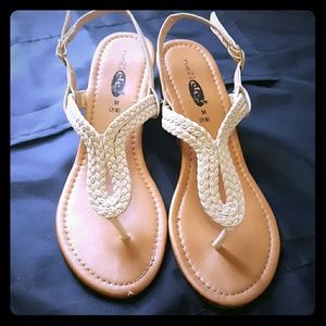 Rue 21 beige sandals