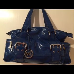💥Final price drop💥Blue Michael Kors purse!