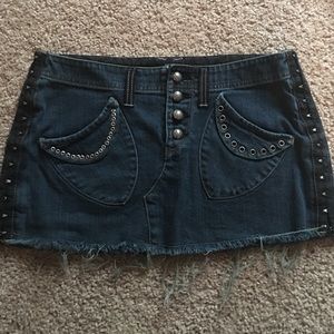 Guess mini skirt