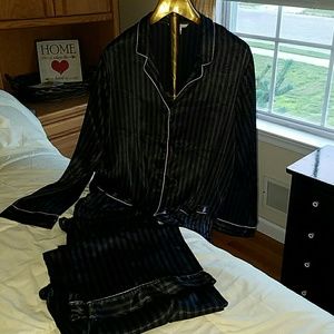 Super comfy VS silky pajama set