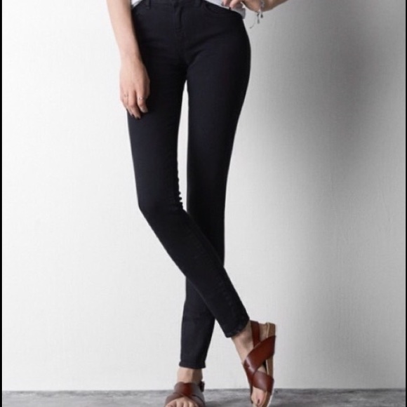 American eagle super stretch black jeggings