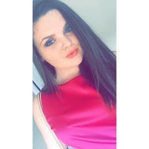 Meet your Posher, Catie