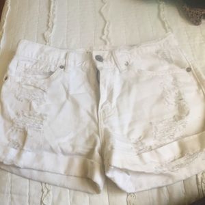 Bullhead white shorts