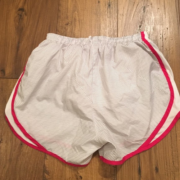 Size Small White Stripe Nike Tempo Short - Picture 4 of 4