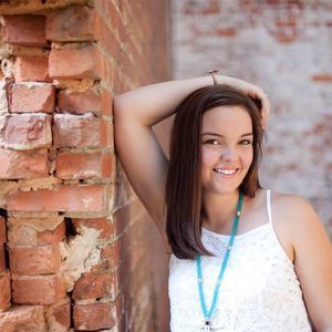 Meet your Posher, Claire