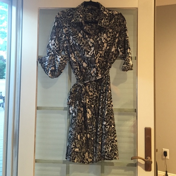 Black/white reptile print dress