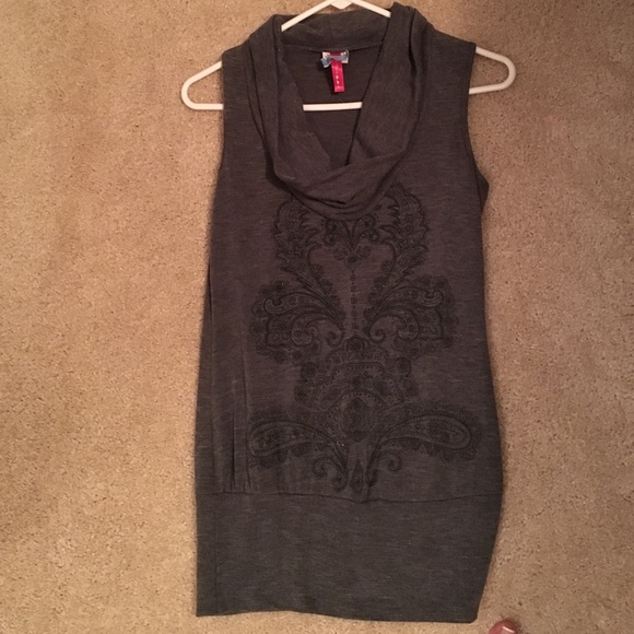 Gray Sleeveless sweater tunic