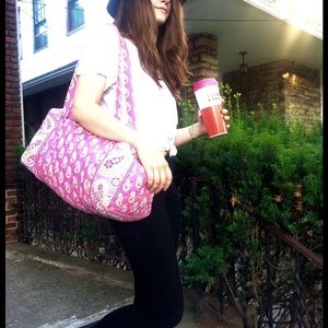 ✈️🏝Vera Bradley Weekender💐🍥
