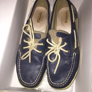 Navy blue sperries size 9.5