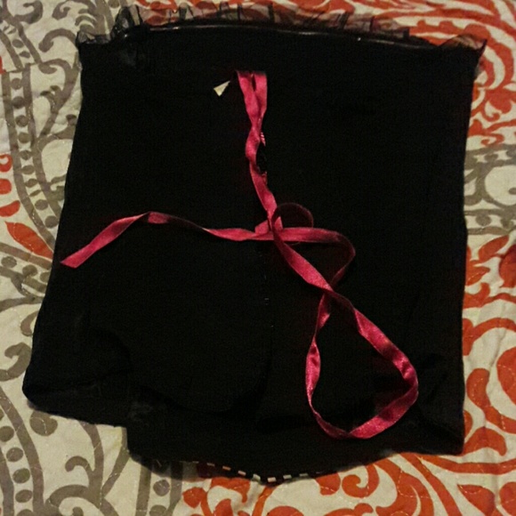 Corset/Gurdle - Picture 2 of 3