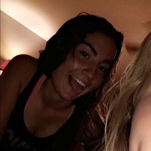 Meet your Posher, Ellie