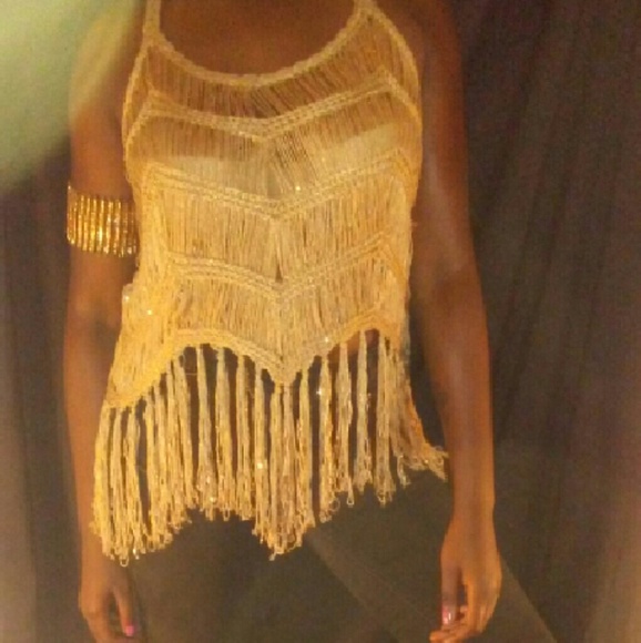 SHAKE IT! sequin top