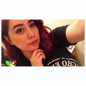 Meet your Posher, Andrea