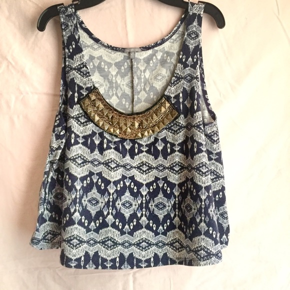 Crop top - Picture 1 of 3