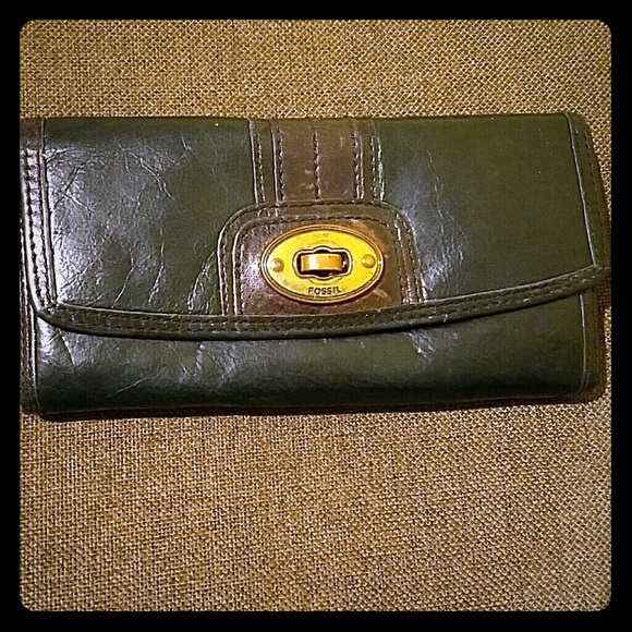 Fossil wallet