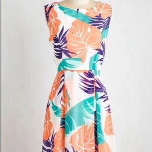 Modcloth "More Than Meets the Island" in 2x